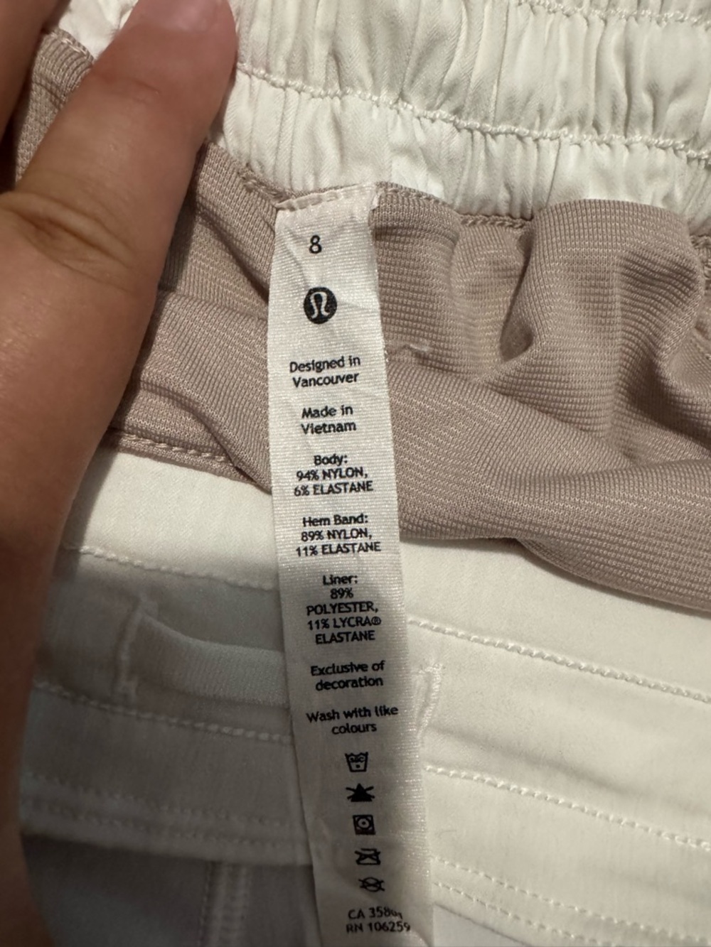 Lululemon Hotty Hot Low Rise 4” Women's Shorts - Picture 3 of 3